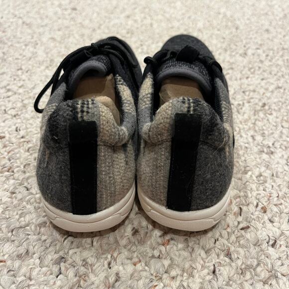 NEW Minnetonka Eco Anew Sneakers Sz 7 Women's Black Multi Casual Comfort - Picture 5 of 7